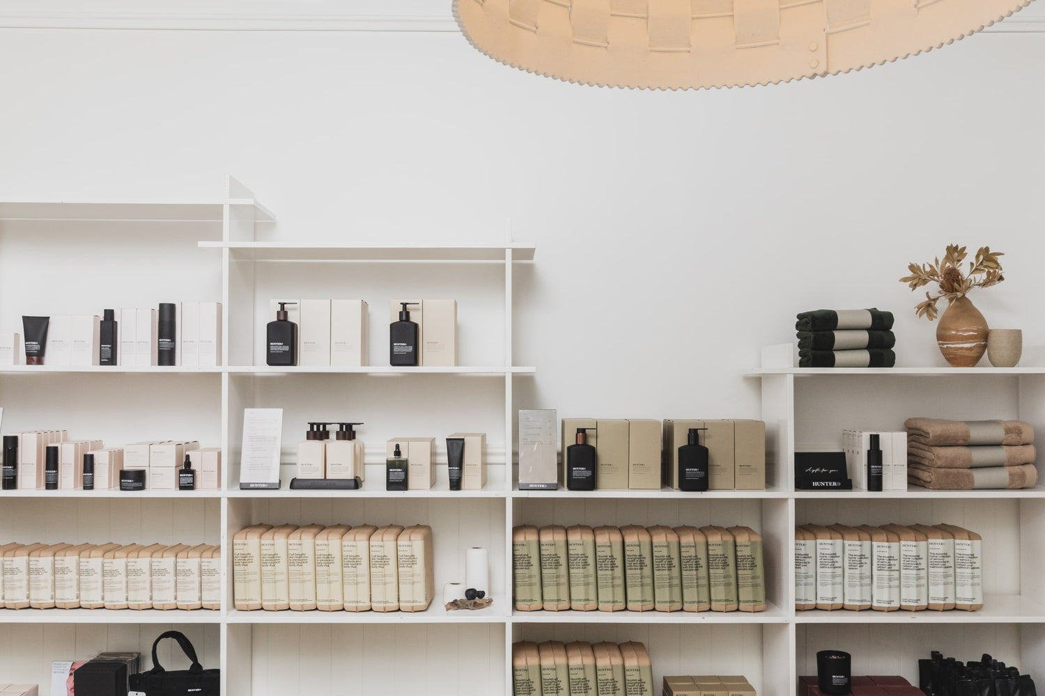 Hunter Lab launches Summer Skin Store