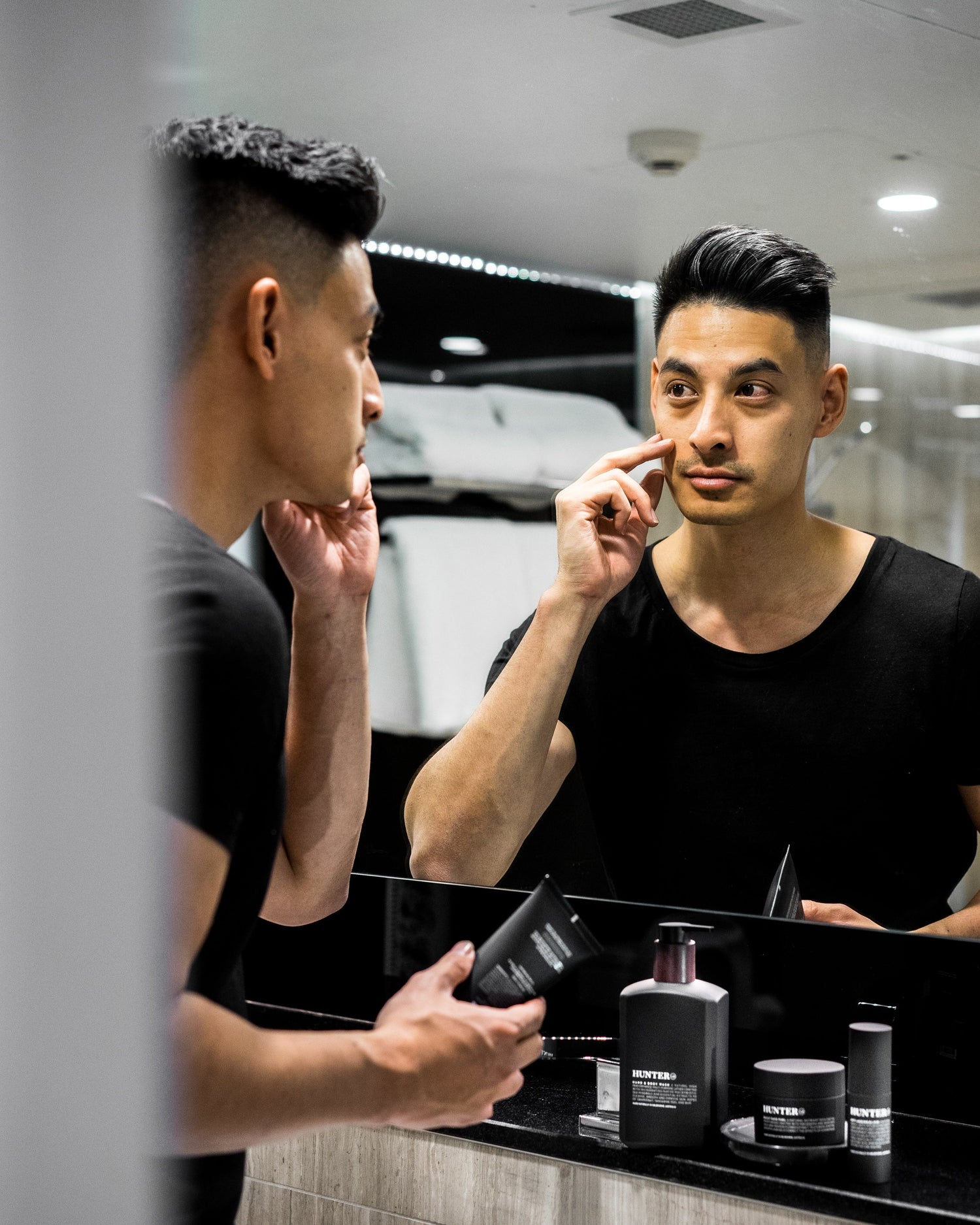 Skincare for Men in Their 30s: How to Fight the Early Signs of Ageing